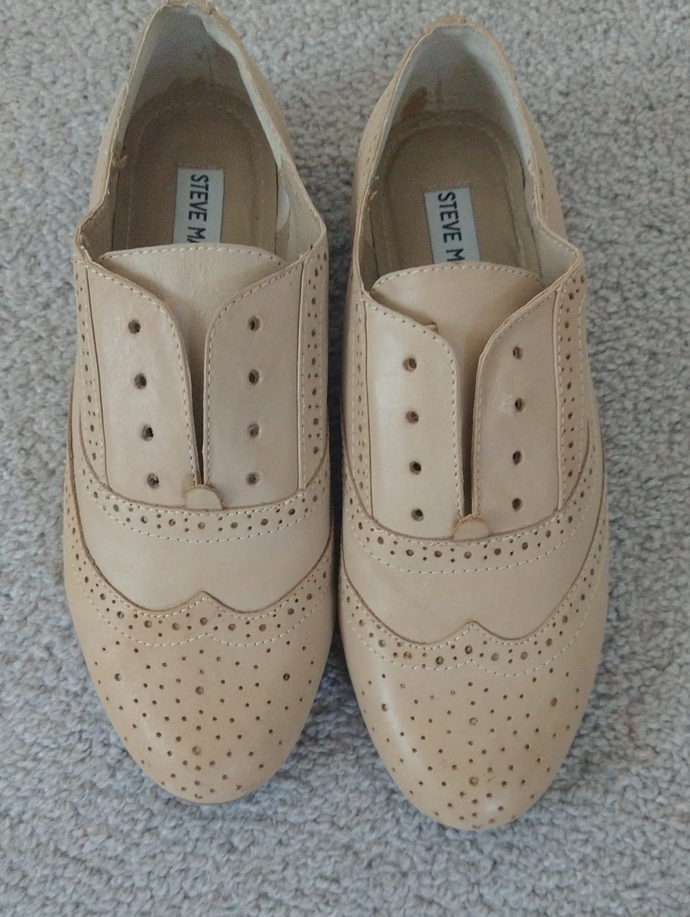 Steve Madden Beige Brogue Oxford Flats